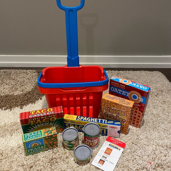 Melissa & Doug Other - Melissa & Doug Fill and Roll Grocery Basket Playset